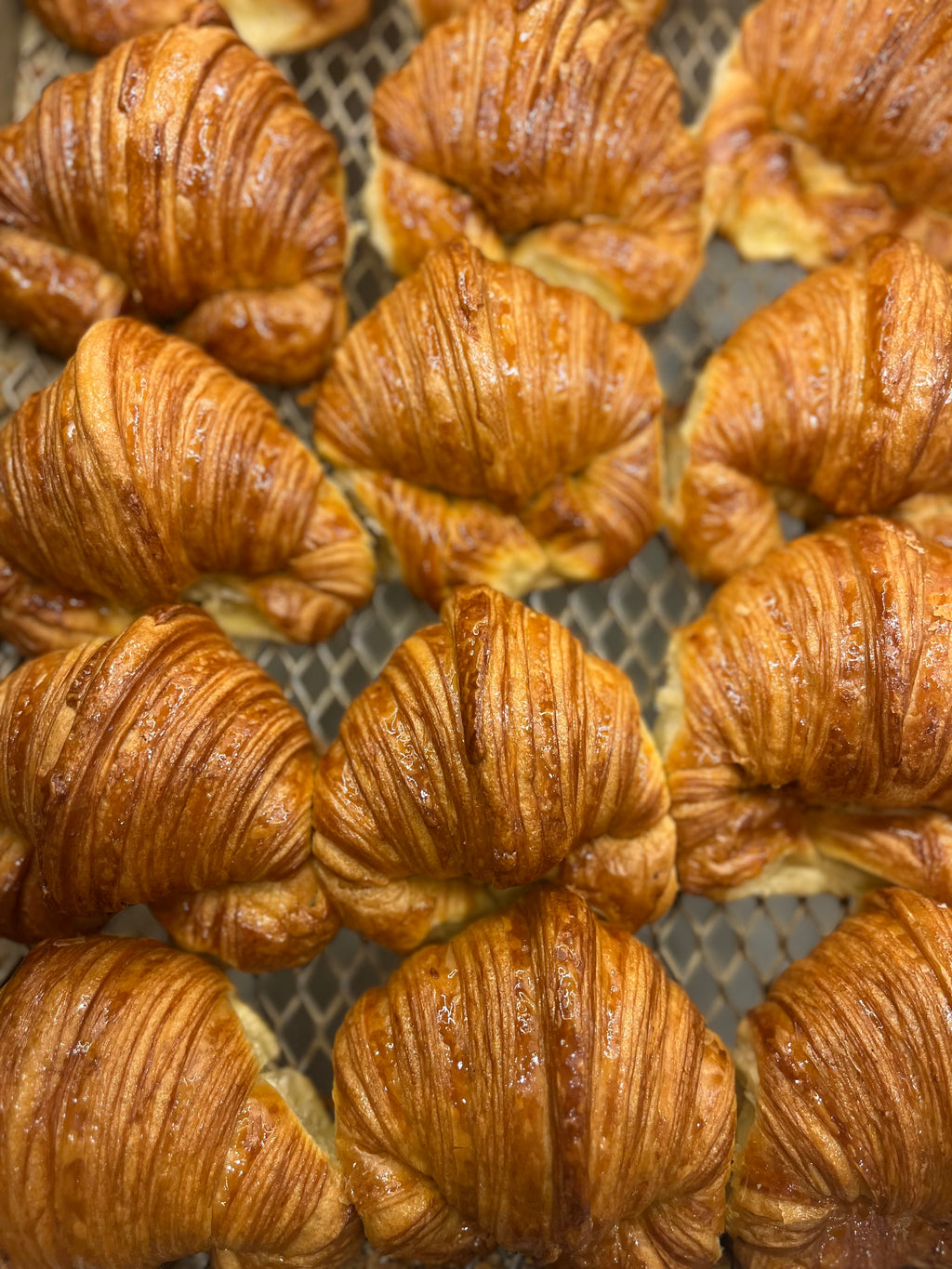 Medialunas de manteca docena